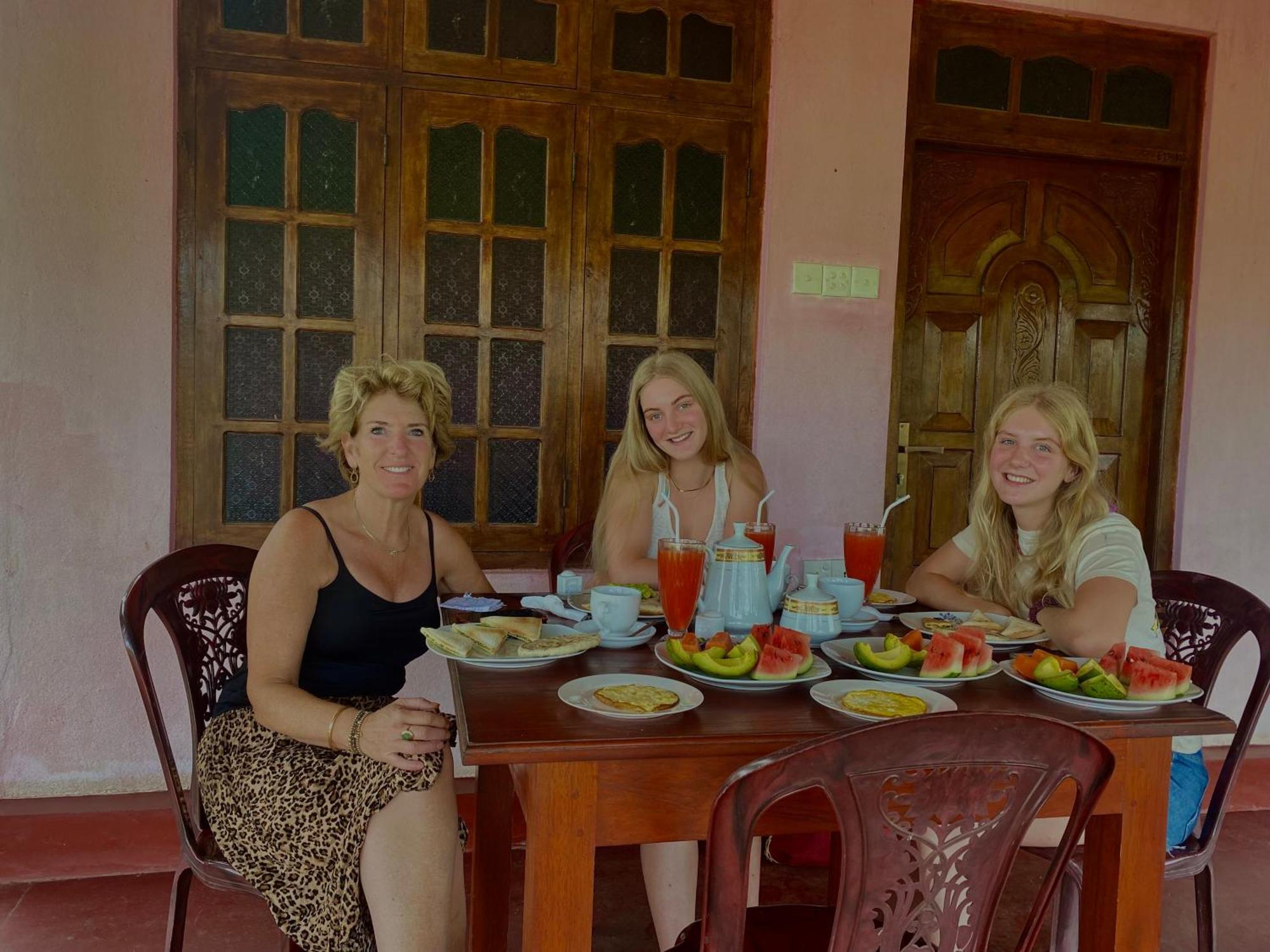 אלה Nine Arch Homestay מראה חיצוני תמונה